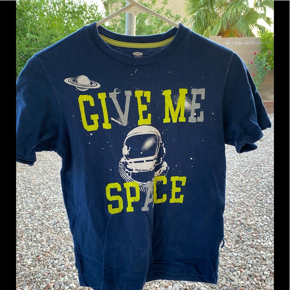 Kids old navy  blue:neon green space shirt